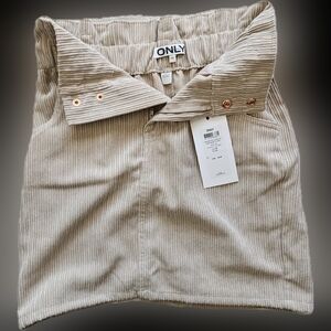 ONLY/ Mini skirt / xs / velvet feel